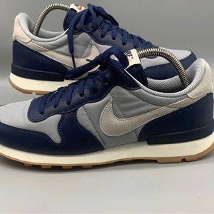 Nike Internationalist Women’s Size 9.5 Blue